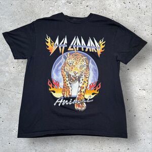 Def Leppard Animal T‑Shirt Black Men’s Large Vintage Style Reprint Graphic Tee
